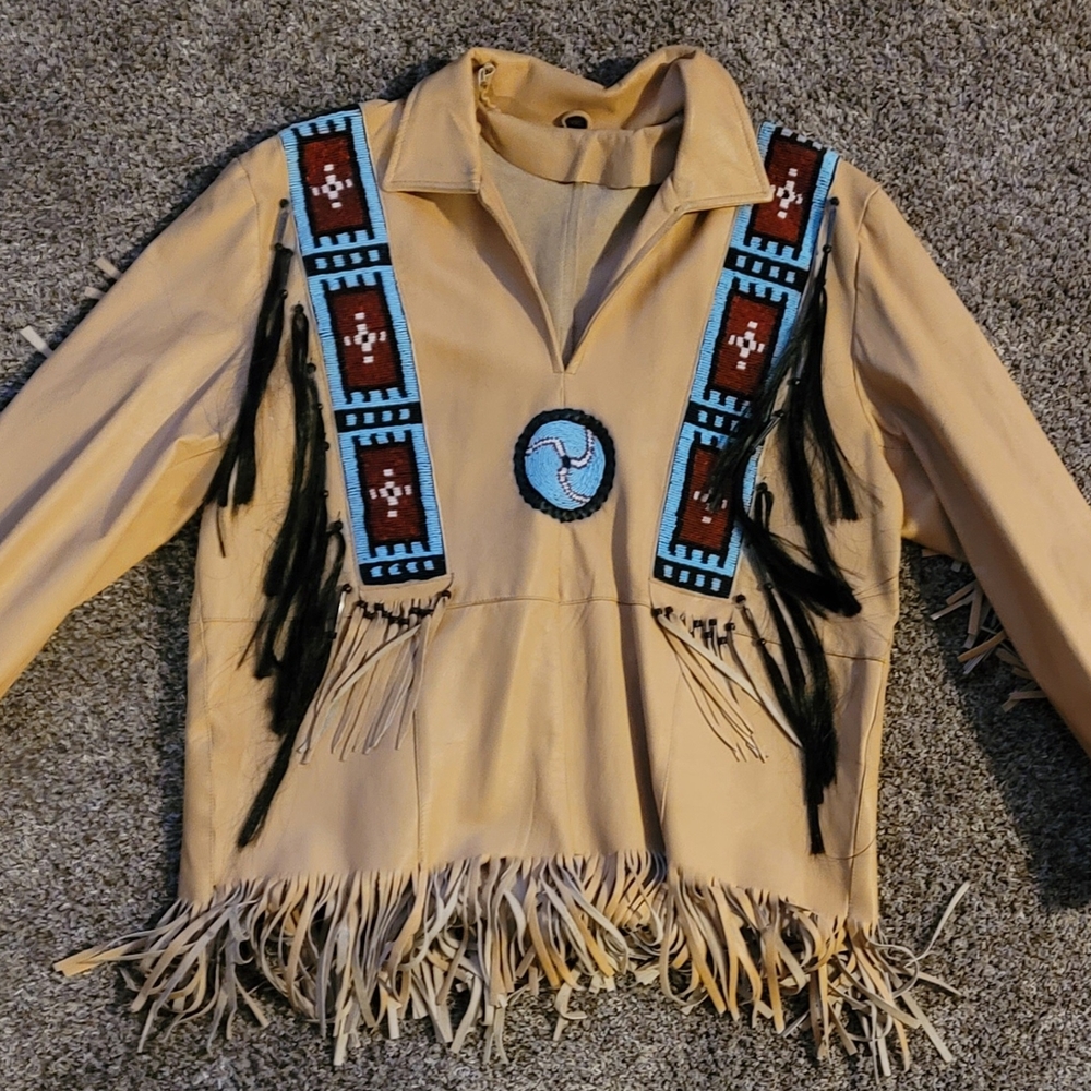 Fringed Leather Jacket with Beaded Design - Picture 11 of 12